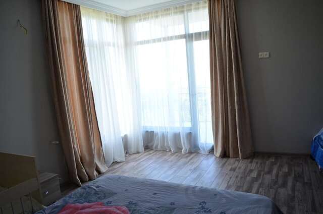 Гостевой дом House with Sea and City View Батуми-13