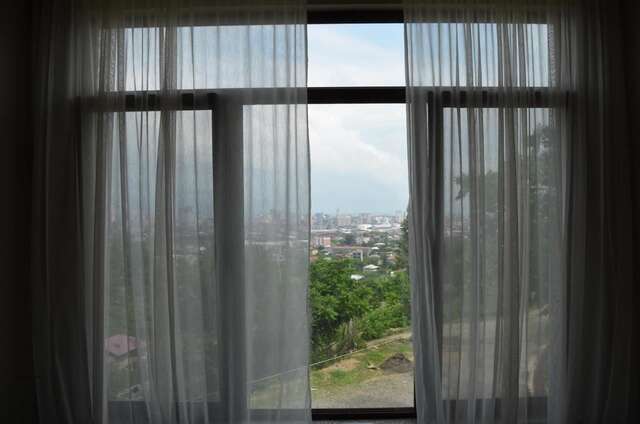 Гостевой дом House with Sea and City View Батуми-4